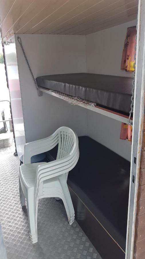 Hausboot Krakow Am See Forelle 1 Und 2 المظهر الخارجي الصورة