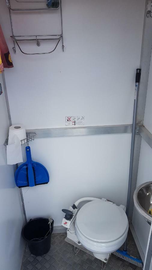 Hausboot Krakow Am See Forelle 1 Und 2 المظهر الخارجي الصورة