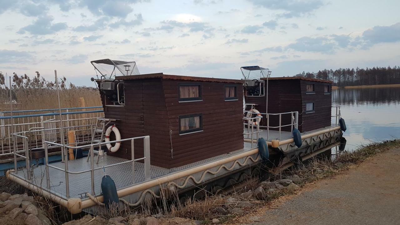 Hausboot Krakow Am See Forelle 1 Und 2 المظهر الخارجي الصورة